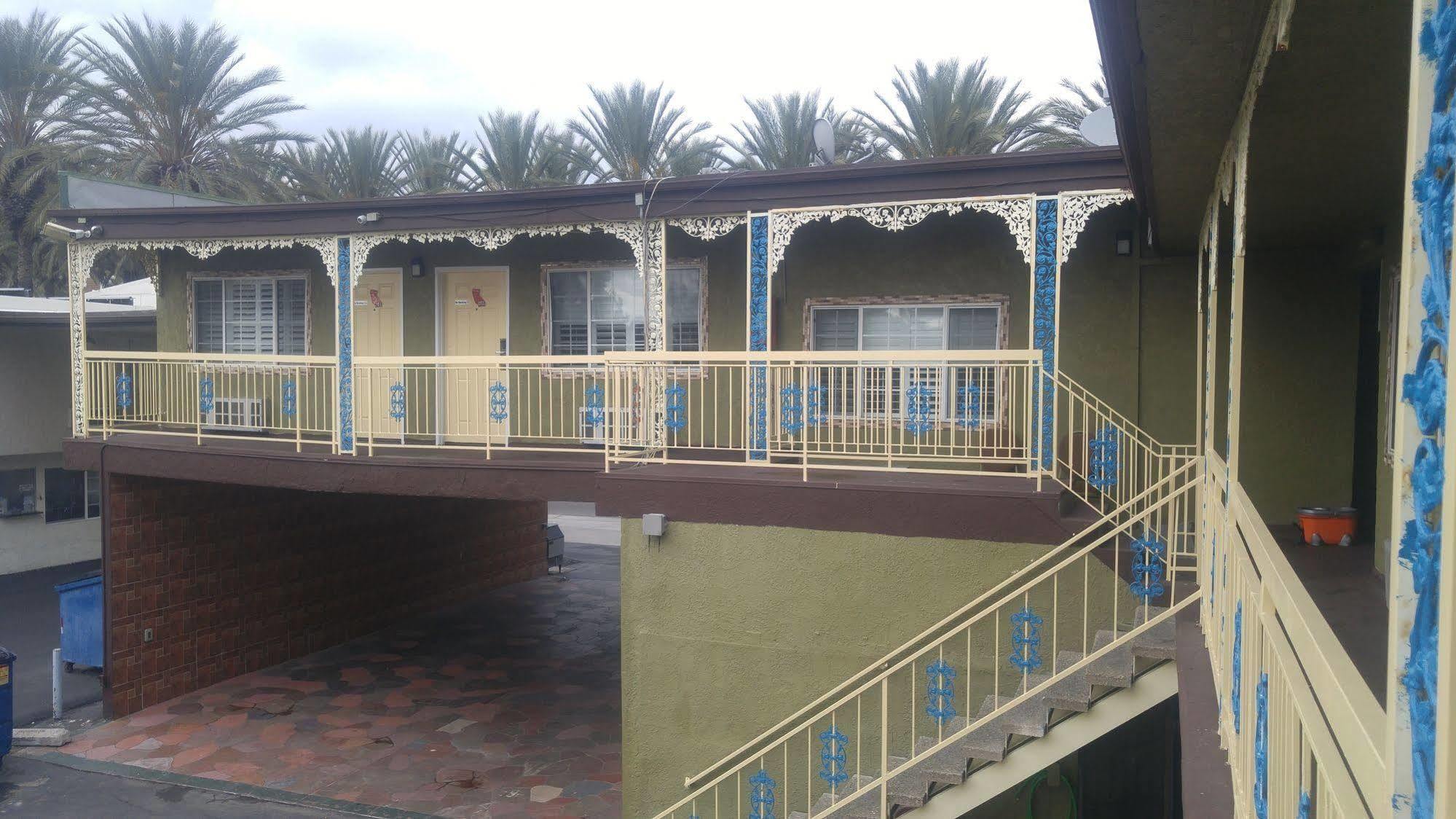 Riviera Motel Anaheim Bagian luar foto