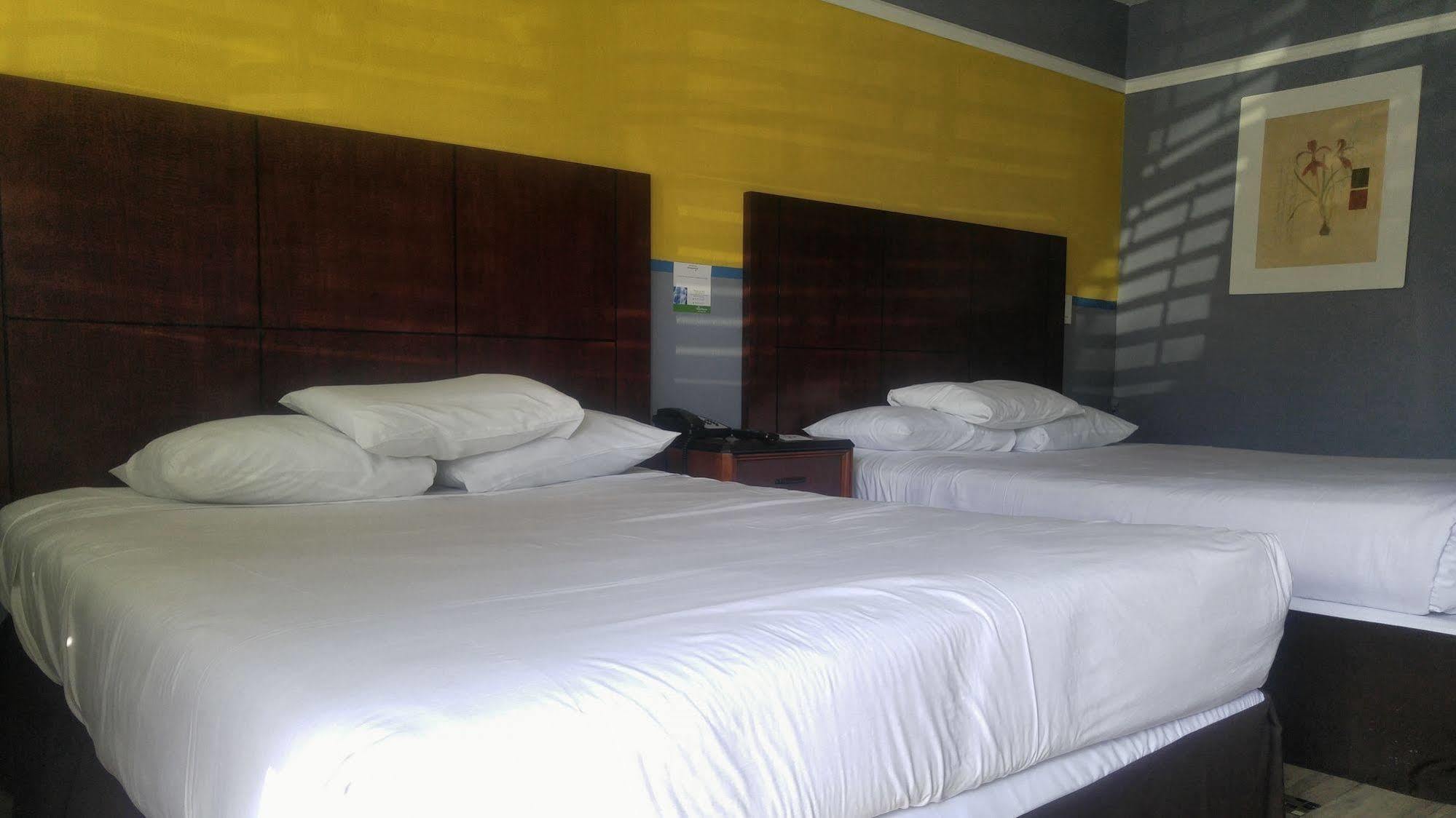 Riviera Motel Anaheim Bagian luar foto