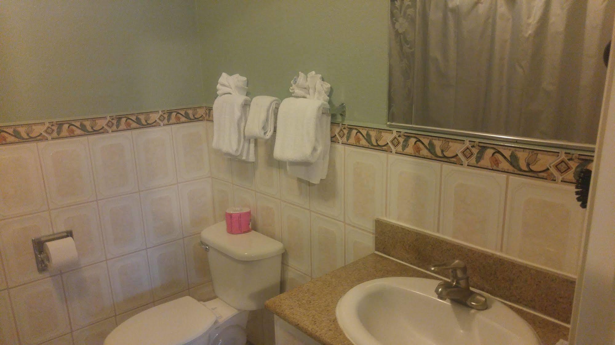 Riviera Motel Anaheim Bagian luar foto