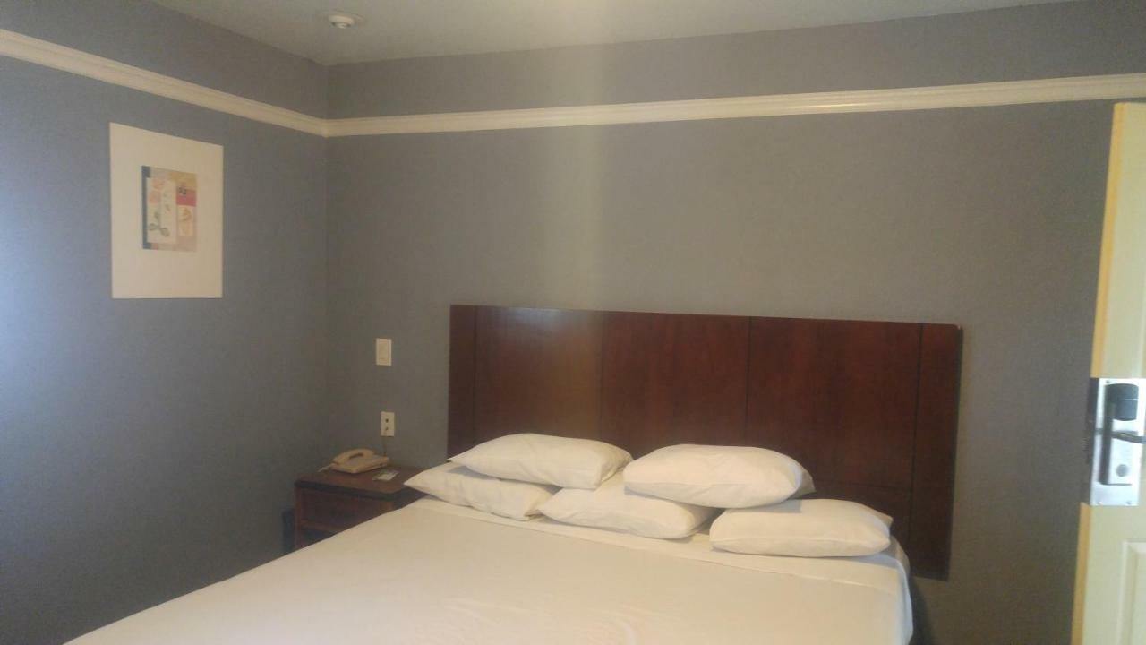 Riviera Motel Anaheim Bagian luar foto